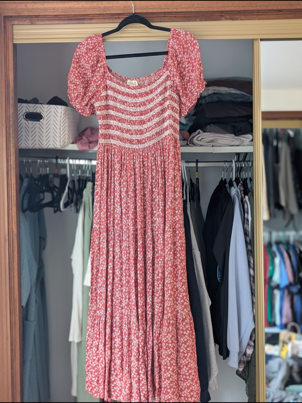 Smocked Puff Sleeve Floral Maxi Dress - Red